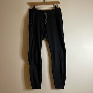 W’s R1 Daily Pants.  W’s size medium.